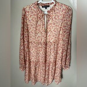 Dynamite floral dress long sleeve